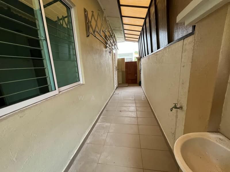 Rumah Teres 2 Tingkat untuk Dijual di Taman Puncak Jalil (Seri Kembangan) - Wai Hoe - Exterior - PropertyGuru.com.my