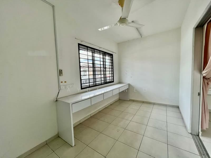 2-storey Terraced House for Sale in Nusa Bayu (Iskandar Puteri (Nusajaya)) - Jayden Neo - Study - PropertyGuru.com.my
