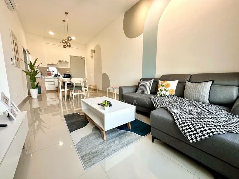 Service Residence for Rent at Amber Cove - Aibi Wang - Living Room - PropertyGuru.com.my