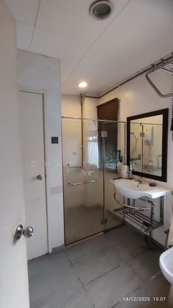 Terraced House for Sale in Kota Kemuning (Shah Alam) - Chloe Tan - Bathroom - PropertyGuru.com.my