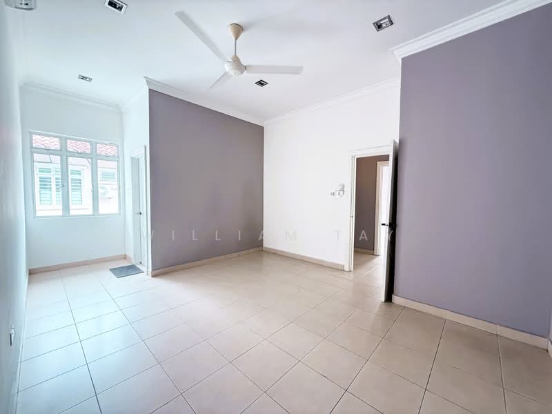 Semi-Detached House for Sale in Bandar Dato Onn (Tebrau) - William Tay - Living Room - PropertyGuru.com.my