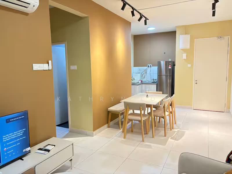 Servis Apartment untuk Dijual di Majestic Maxim - Kathryn Low - Living Room - PropertyGuru.com.my