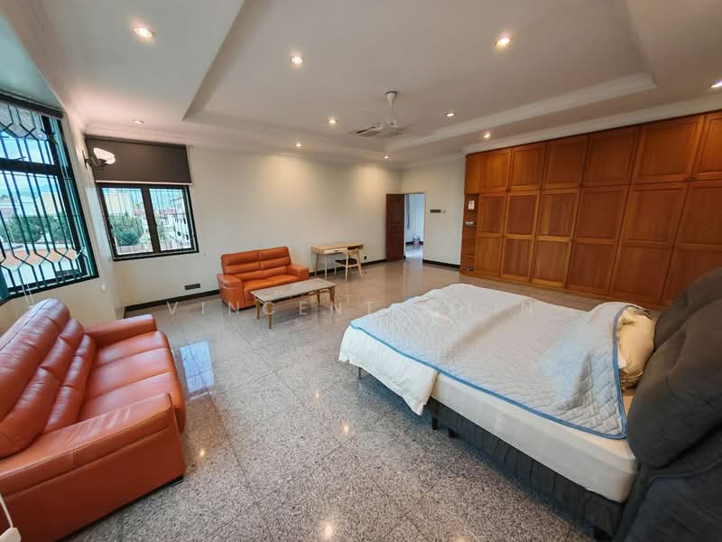 Bungalow for Sale in Taman Canning (Ipoh) - Vincent Chin - Bedroom - PropertyGuru.com.my