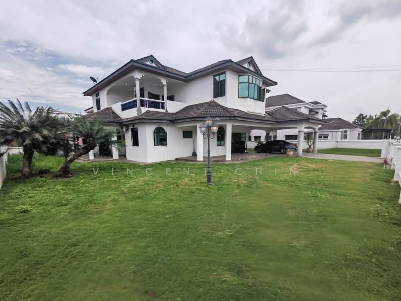 Bungalow for Sale in Taman Canning (Ipoh) - Vincent Chin - Exterior - PropertyGuru.com.my