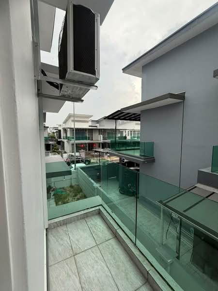 Cluster House for Sale in Taman Mutiara Rini (Skudai) - Agnes . - Exterior - PropertyGuru.com.my