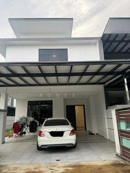 Cluster House for Sale in Taman Mutiara Rini (Skudai) - Agnes . - Exterior - PropertyGuru.com.my