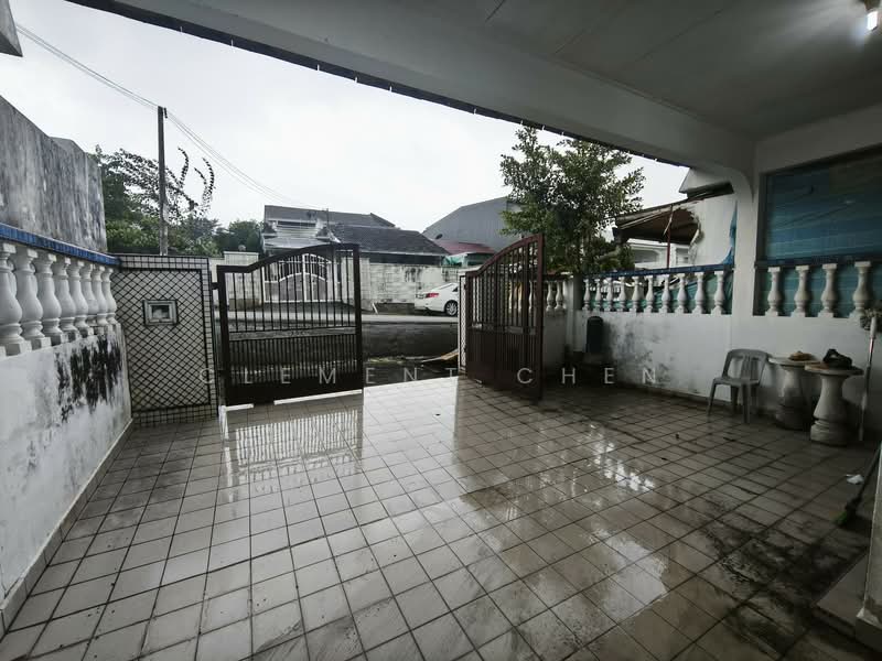 Rumah Teres 1 Tingkat untuk Disewa di Taman Salak Selatan (Salak South) - Clement Chen - Exterior - PropertyGuru.com.my