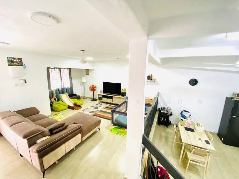 Rumah Teres untuk Dijual di Taman Selayang Utama (Selayang) - Syafiq Sharifudin - Living Room - PropertyGuru.com.my
