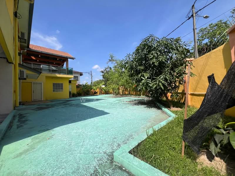 2-storey Terraced House for Sale in Bandar Putra Permai (Seri Kembangan) - Wai Hoe - Exterior - PropertyGuru.com.my