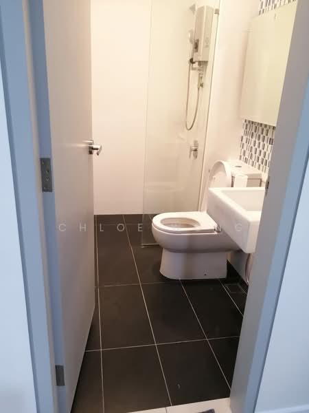 Service Residence for Rent at Residential Suites @ HighPark - Chloe Wong - Bathroom - PropertyGuru.com.my