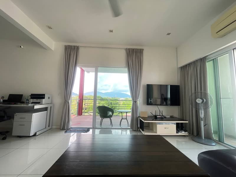 Kondominium untuk Dijual di The Laguna - Alex Loh - Living Room - PropertyGuru.com.my