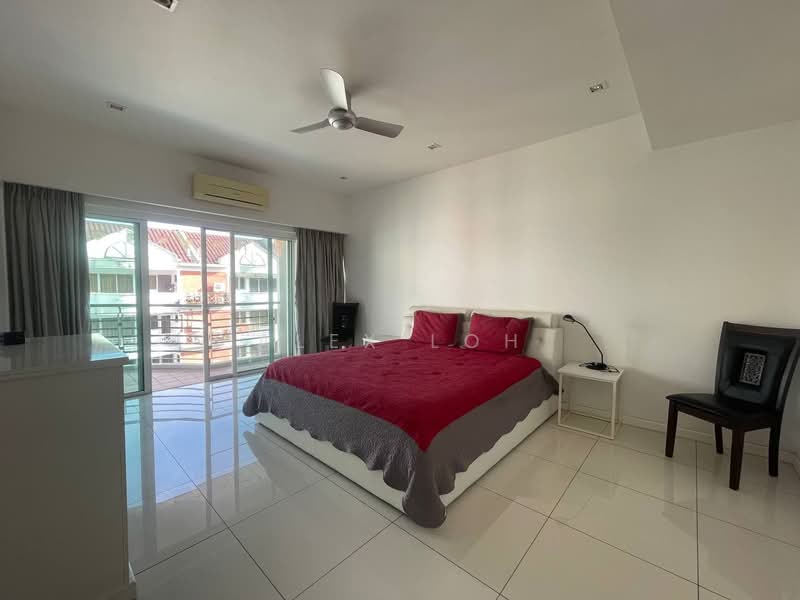 Kondominium untuk Dijual di The Laguna - Alex Loh - Bedroom - PropertyGuru.com.my