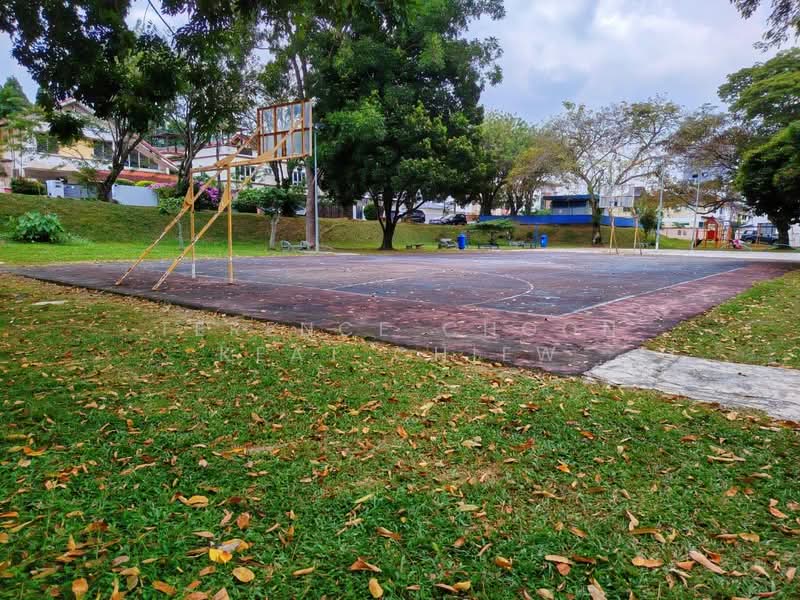 2-storey Terraced House for Sale in Petaling Jaya (Selangor) - Terence Choon Keat Chiew - Park with basketball court - PropertyGuru.com.my