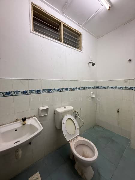 2-storey Terraced House for Rent in Bandar Putra (Kulai) - Fion Choo - Bathroom - PropertyGuru.com.my