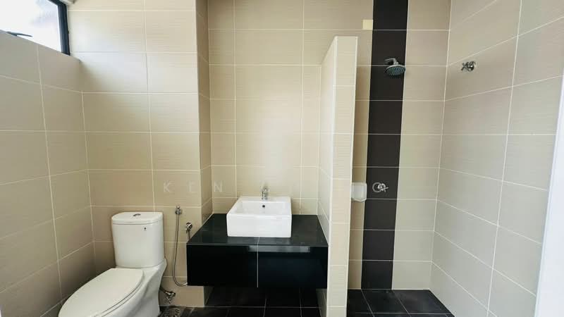 Rumah Teres 2 Tingkat untuk Dijual di M Residence (Rawang) - Ken Chong - Bathroom - PropertyGuru.com.my