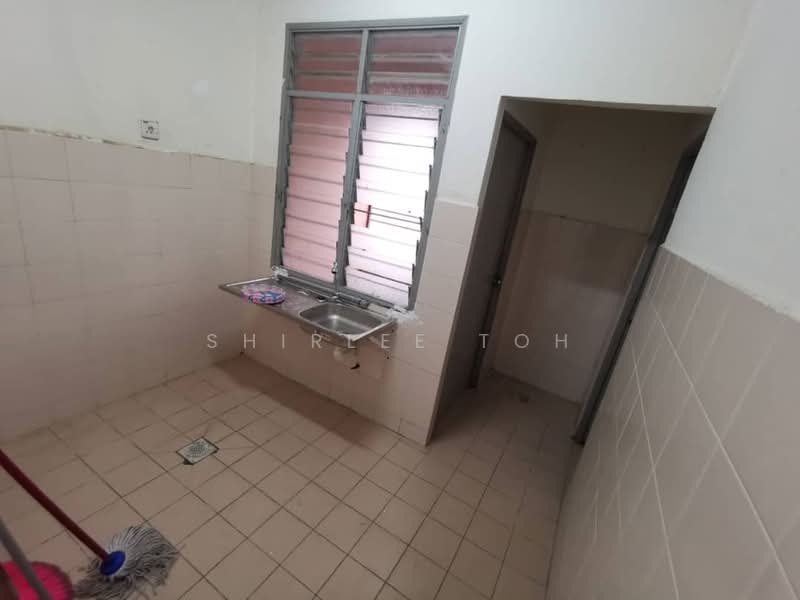Rumah Teres 2.5 Tingkat untuk Dijual di Taman Putra Perdana (Puchong) - Shirlee Toh - Kitchen - PropertyGuru.com.my