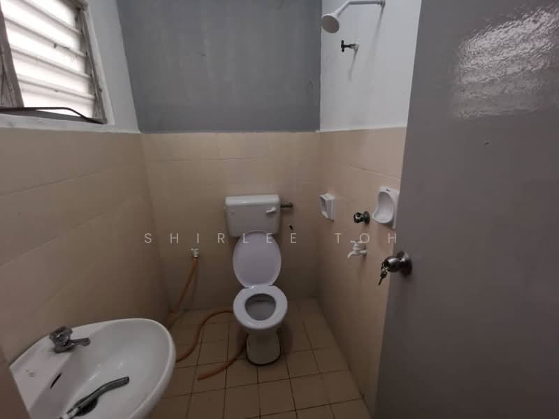 Rumah Teres 2.5 Tingkat untuk Dijual di Taman Putra Perdana (Puchong) - Shirlee Toh - Bathroom - PropertyGuru.com.my
