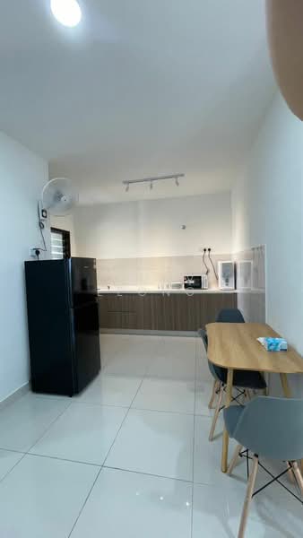 Service Residence for Rent at Paraiso Residence @ The Earth - Cindy Leong - Kitchen - PropertyGuru.com.my