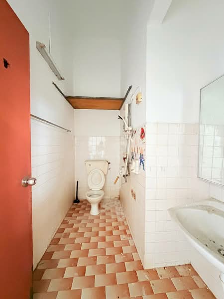 2-storey Terraced House for Sale in Pandan Indah (Ampang) - Abid Sabarudin - Bathroom - PropertyGuru.com.my
