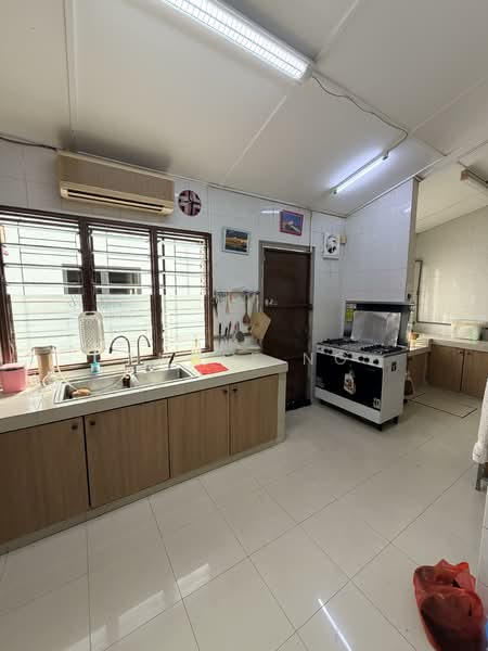2-storey Terraced House for Sale in Taman Maluri (Cheras) - Angel Ng - Kitchen - PropertyGuru.com.my