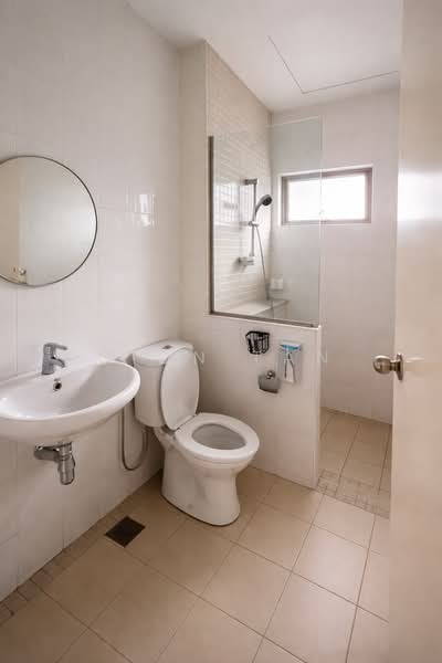Rumah Berkembar untuk Dijual di Valencia (Sungai Buloh) - Dion Tan - Bathroom - PropertyGuru.com.my