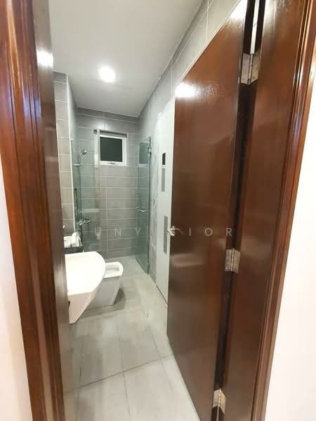 Servis Apartment untuk Disewa di Paragon Residences @ Straits View - Suny Sior - Bathroom - PropertyGuru.com.my