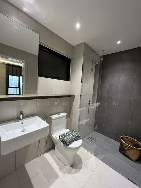 Service Residence for Sale at The Aldenz - Vincent Chin - Bathroom - PropertyGuru.com.my