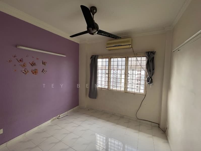 Apartment for Sale at Teratai Mewah Apartment Block 15,17,19,21 - Tey Beng Keat - PropertyGuru.com.my