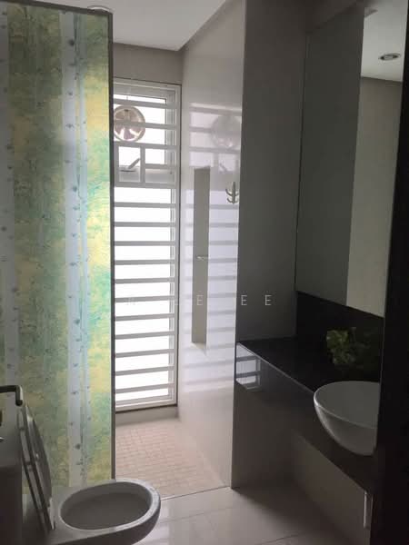 Semi-Detached House for Sale in Tanjung Tokong (Penang) - A Ee Ee - Bathroom - PropertyGuru.com.my