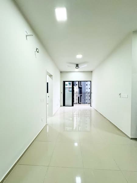 Kondominium untuk Disewa di Sky Awani Residensi 3 - May Tan - Corridor - PropertyGuru.com.my