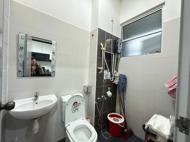 2-storey Terraced House for Sale in Taman Mount Austin (Tebrau) - Jax Wong - Bathroom - PropertyGuru.com.my
