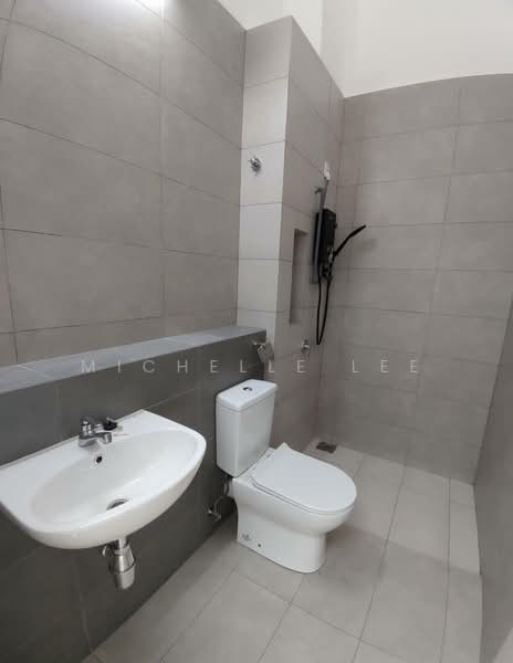 2-storey Terraced House for Rent in Telok Panglima Garang (Selangor) - Michelle Lee - Bathroom - PropertyGuru.com.my