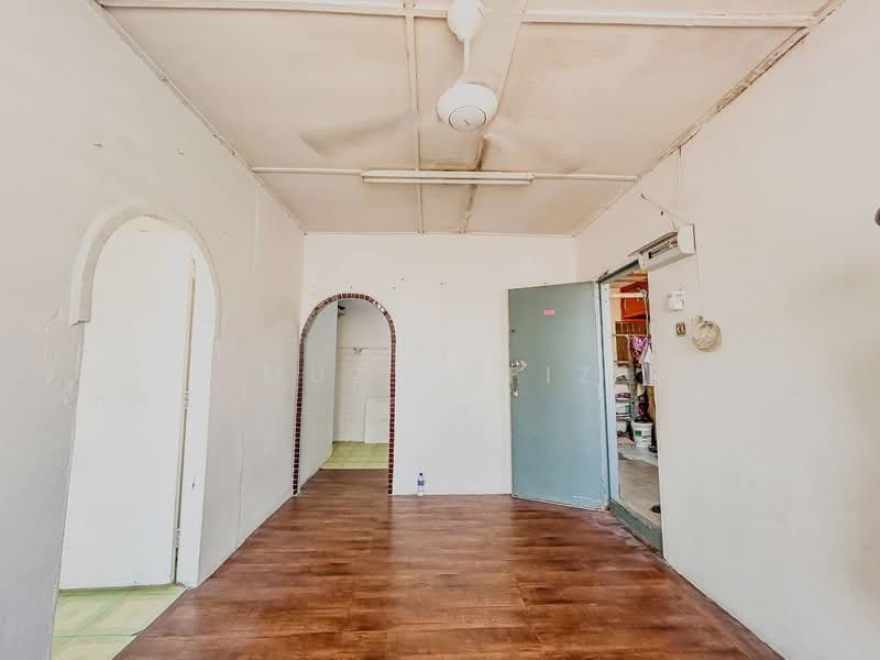 Flat for Sale at Kampung Lindungan PJS 6 - Muz Hafiz - PropertyGuru.com.my