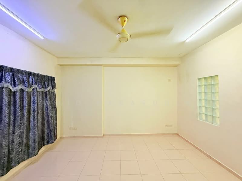 For Sale - Extended & Renovated 2 Storey Terrace @ Jalan J, Taman Melawati