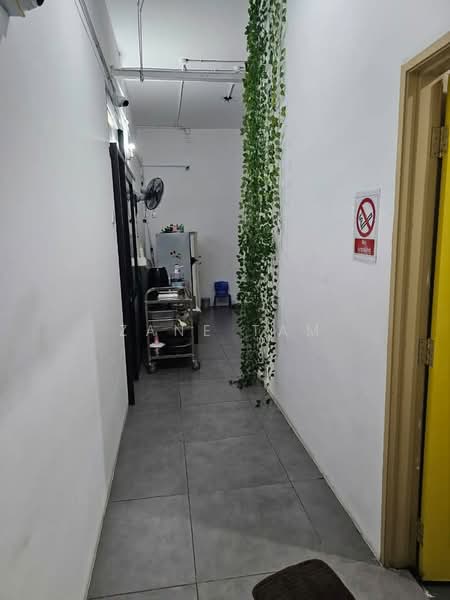 Shop / Office for Rent in Jelutong (Penang) - Zane Tam - Corridor - PropertyGuru.com.my