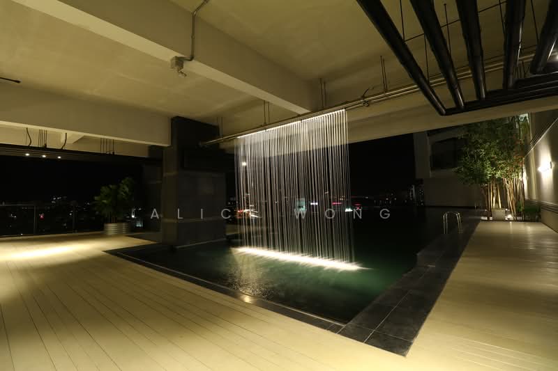 Servis Apartment untuk Dijual di Flexus Signature - Alice Wong - Pool - PropertyGuru.com.my