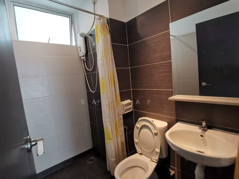 Apartment for Rent at Midori Green (Pangsapuri Hijauan) - Sam Yap - Bathroom - PropertyGuru.com.my