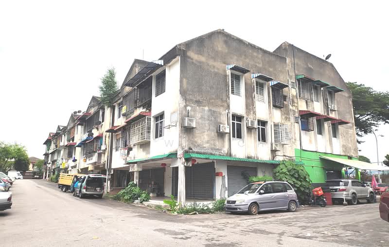 Shop for Sale in Batu Caves (Kuala Lumpur) - Han Wah Chu - Exterior - PropertyGuru.com.my