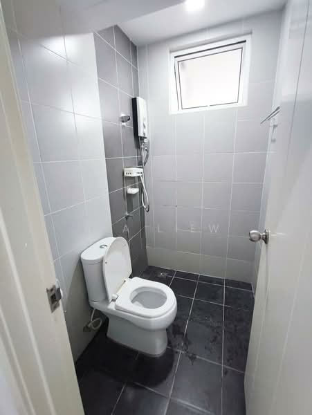 Kondominium untuk Dijual di Arena Residence - Eva Liew - Bathroom - PropertyGuru.com.my
