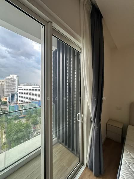Servis Apartment untuk Disewa di Quill Residence - C. Kah Ying - Balcony - PropertyGuru.com.my