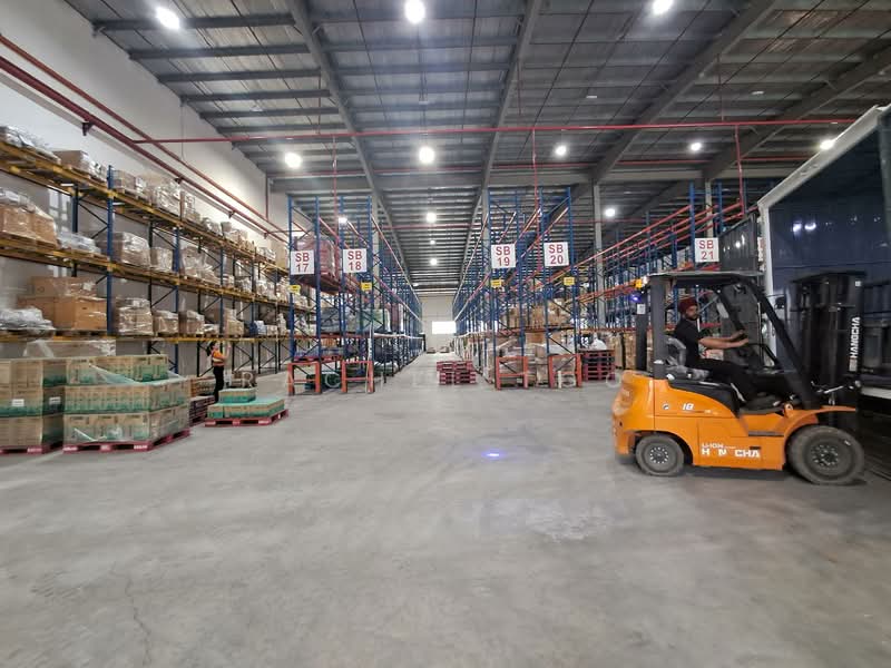 Warehouse for Rent in Uep Industrial Park (Subang Jaya) - Rachel Too - Interior - PropertyGuru.com.my