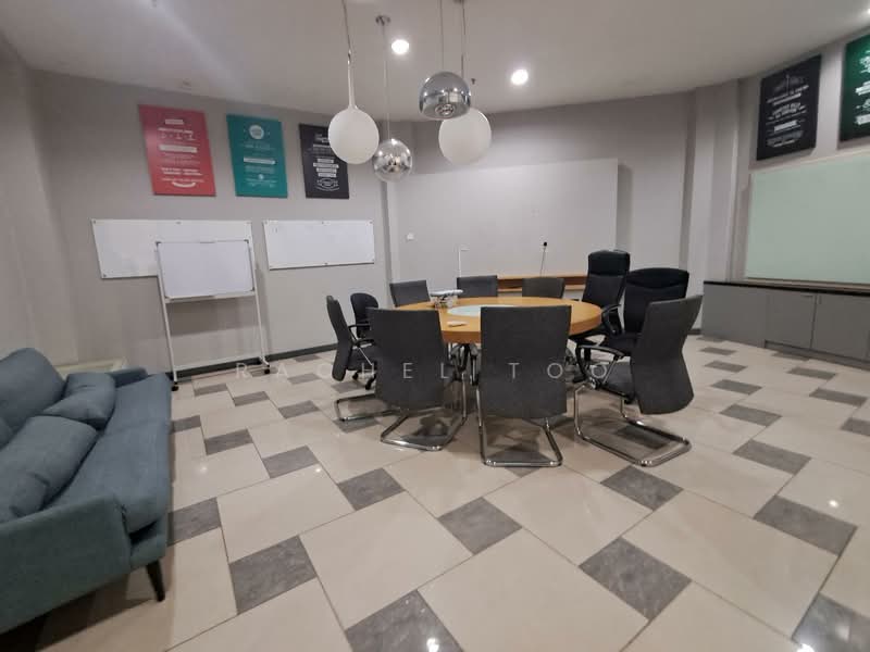 Warehouse for Rent in Uep Industrial Park (Subang Jaya) - Rachel Too - Interior - PropertyGuru.com.my