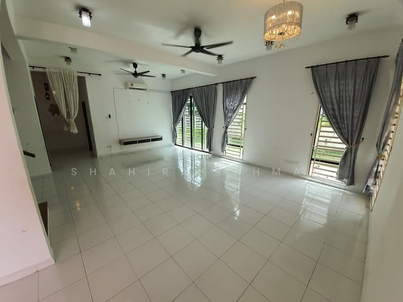 Semi-Detached House for Rent in Kotasas (Kuantan) - Shahira Rahman - Living Room - PropertyGuru.com.my