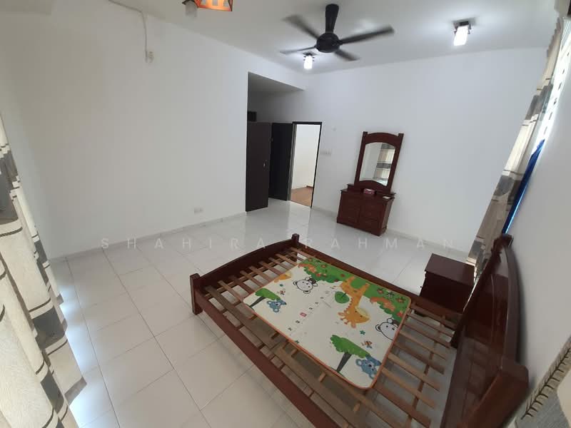 Semi-Detached House for Rent in Kotasas (Kuantan) - Shahira Rahman - Bedroom - PropertyGuru.com.my