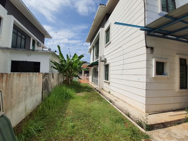Semi-Detached House for Rent in Kotasas (Kuantan) - Shahira Rahman - Exterior - PropertyGuru.com.my