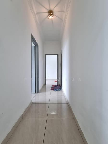 Servis Apartment untuk Disewa di Pangsapuri Tanah Emas (Golden Sands) - Pony Chua - Corridor - PropertyGuru.com.my