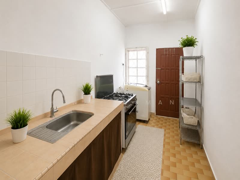 1-storey Terraced House for Sale in Taman Tun Dr Ismail (Kuala Lumpur) - Hanif Kasmani - Kitchen - PropertyGuru.com.my