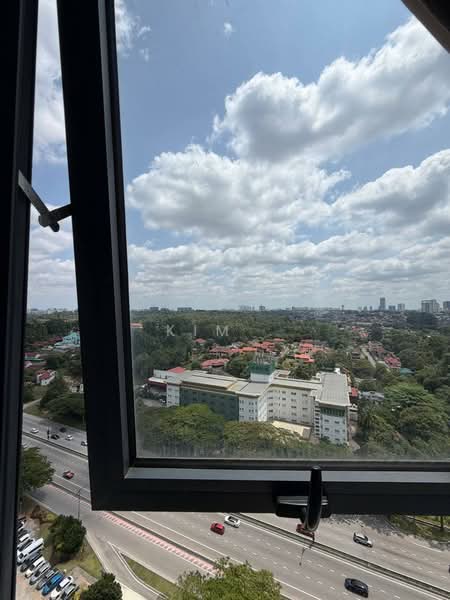 Kondominium untuk Dijual di Bay Point @ Country Garden Danga Bay - Kim . - View - PropertyGuru.com.my