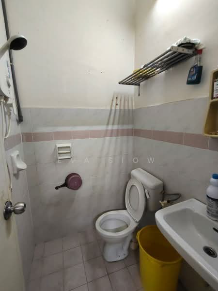 1-storey Terraced House for Sale in Taman Nusa Bestari 2 (Iskandar Puteri (Nusajaya)) - Eva Siow - Bathroom - PropertyGuru.com.my