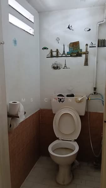 1-storey Terraced House for Sale in Air Hitam (Ayer Itam) - Ms Chang - Bathroom - PropertyGuru.com.my